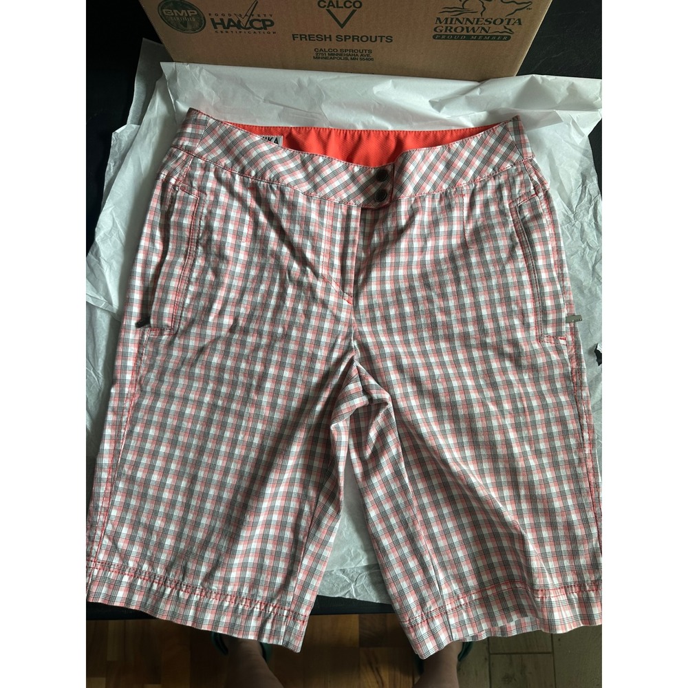 Annika Cutter & Buck Women Red Grey Plaid Golf Shorts Size 10 Performance Active
